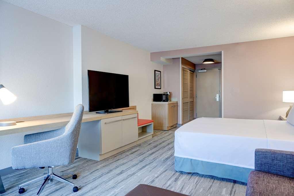 Hilton Garden Inn Anaheim/Гарден Гров Номер фото
