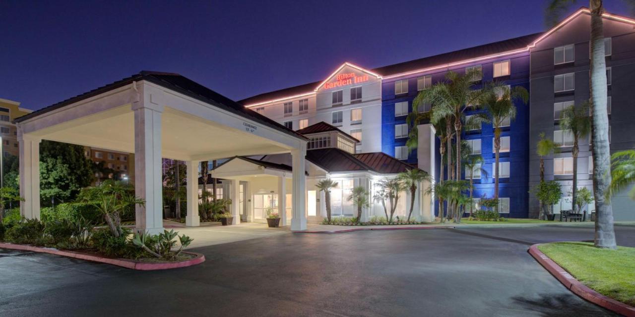 Hilton Garden Inn Anaheim/Гарден Гров Экстерьер фото