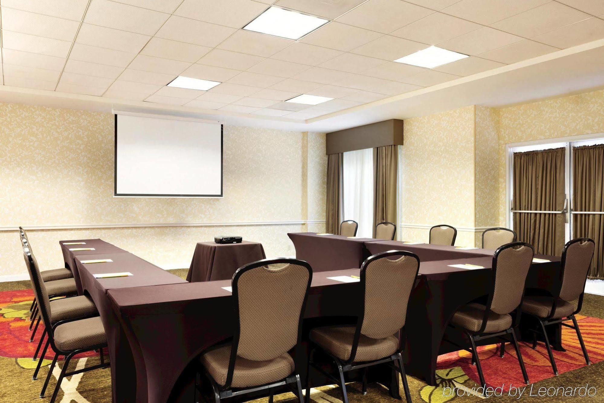 Hilton Garden Inn Anaheim/Гарден Гров Экстерьер фото